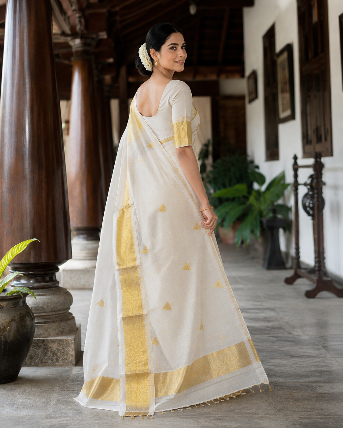 Premium Handloom Check Temple Design Saree (100/100 Count) with Running Blouse