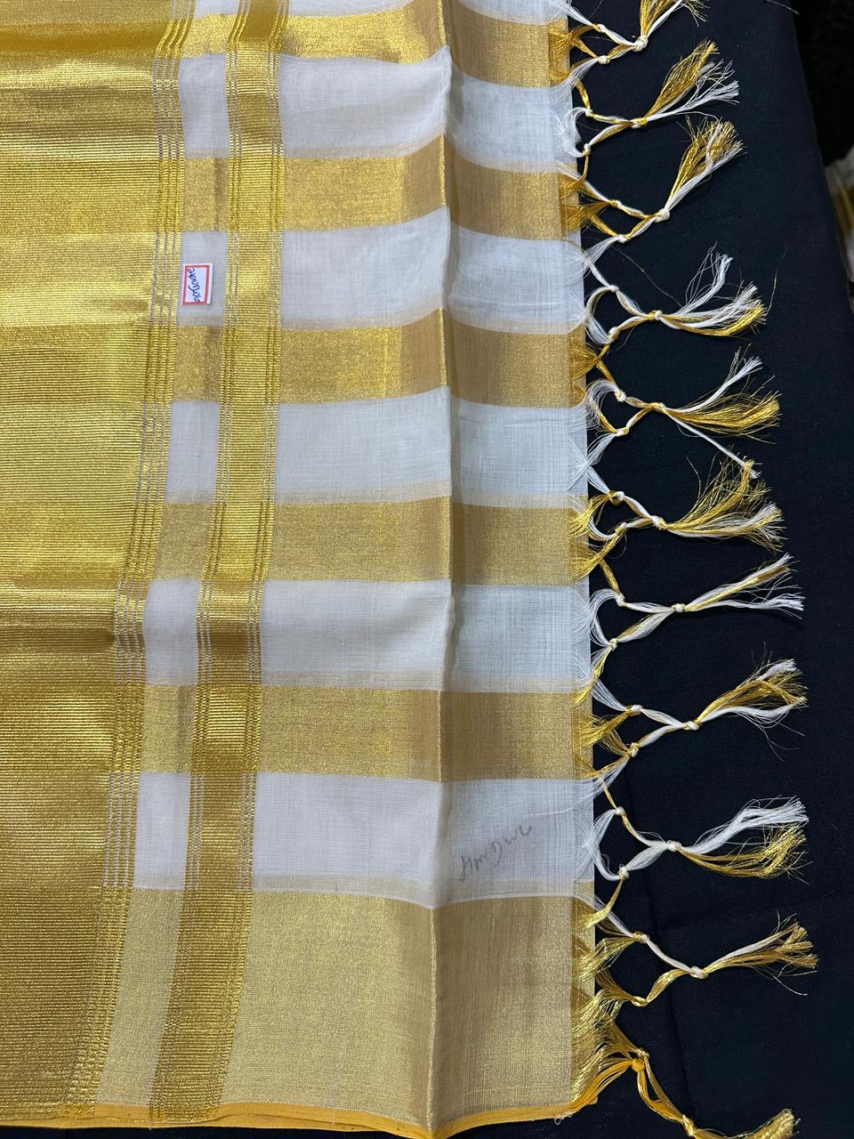 Premium Handloom Kerala Kasavu Saree with Bold Gold Stripes