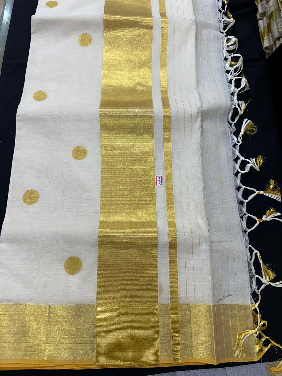 Premium Handloom Kerala Polka Dots Saree